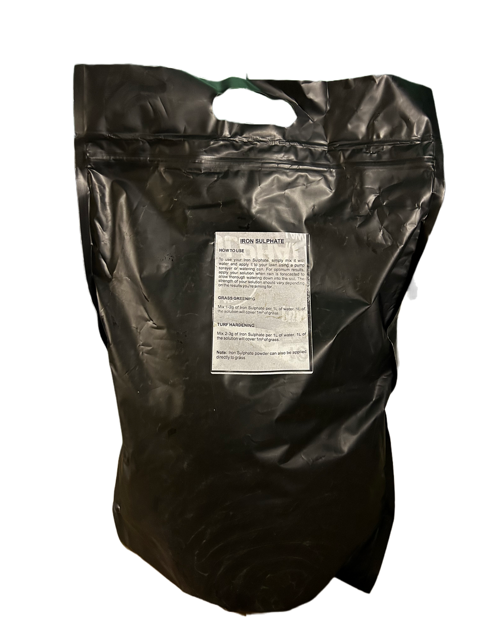 Ferrous sulphate Water soluble Lawn Tonic in Handy Pouches 10kgs - UK Amenity Ltd